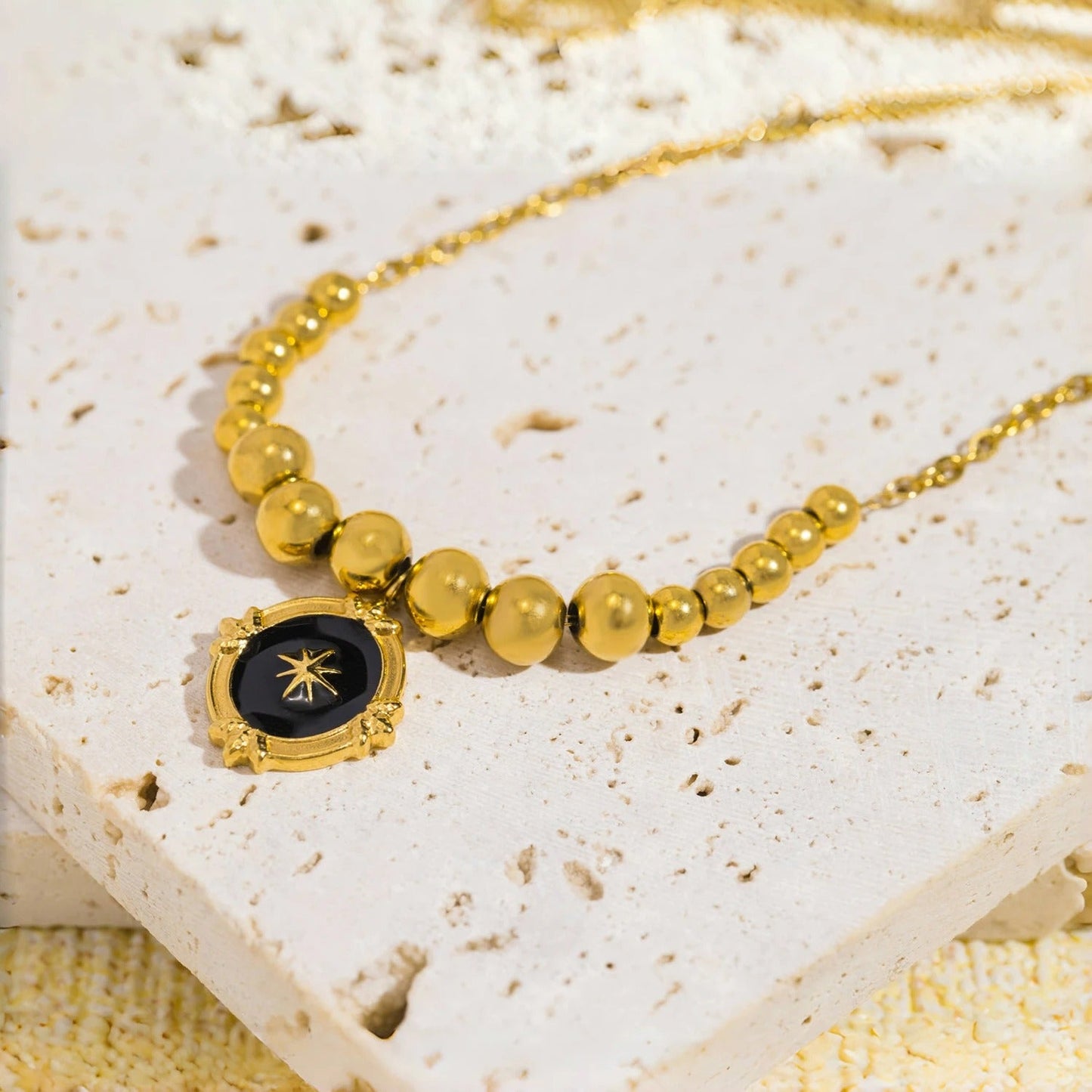 Gold Star Pendant & Bead Vintage Necklace