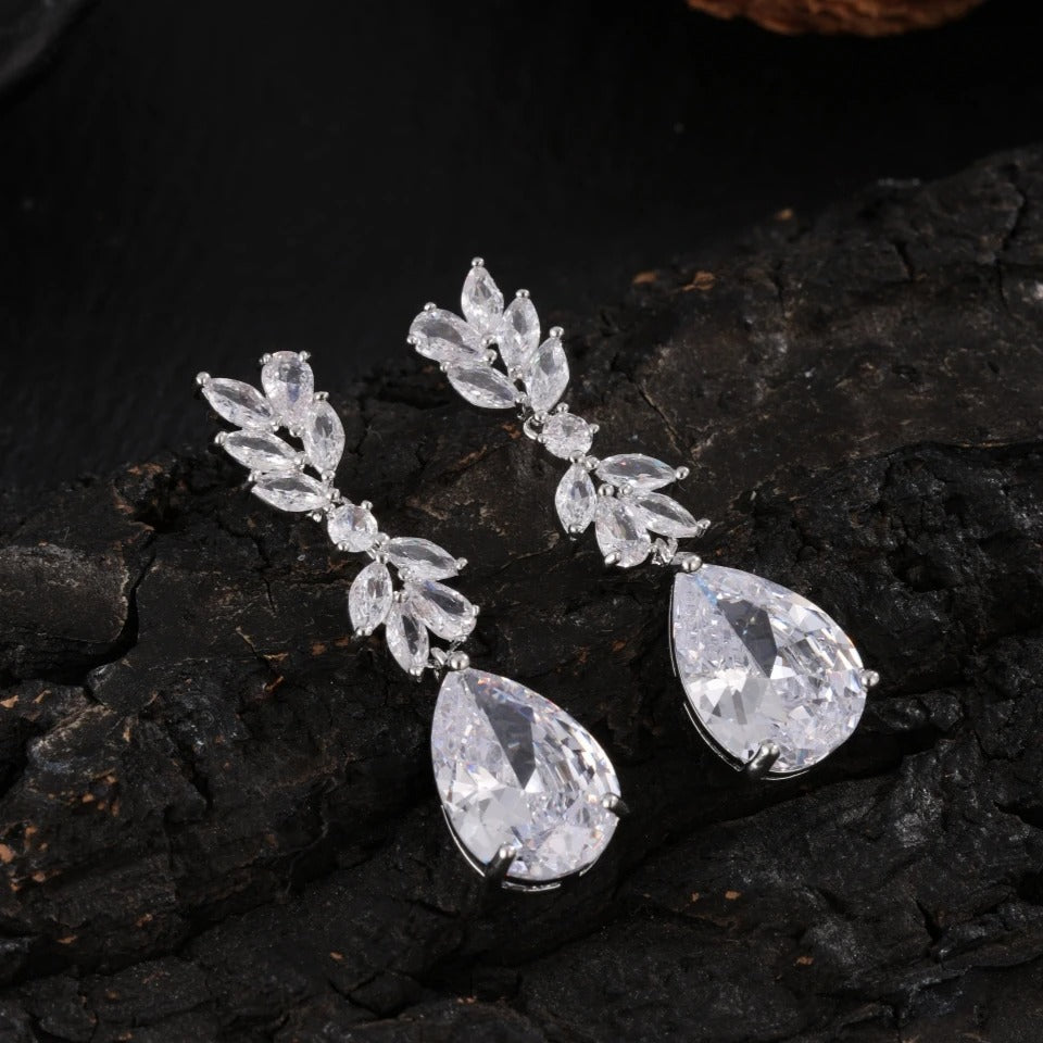 Pendientes colgantes de hoja de cristal vintage de plata