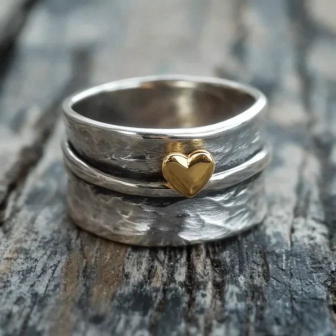 Anillo vintage de corazón dorado plateado