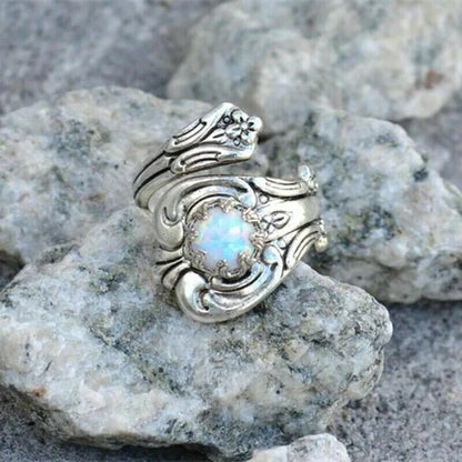 Cuillère en opale blanche, bague ajustable