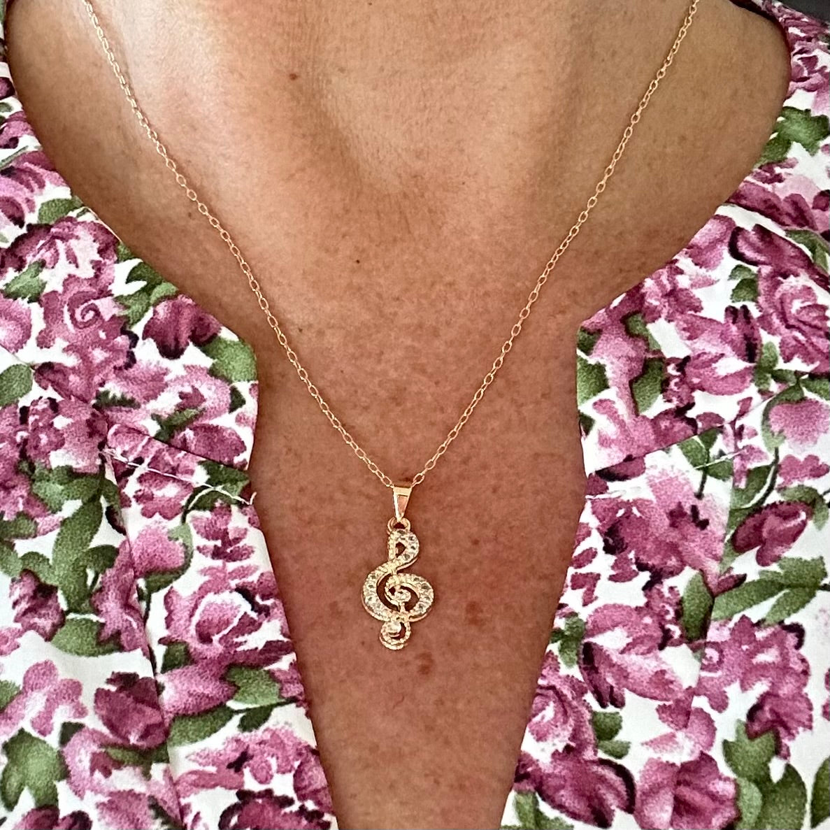 Aria Treble Clef Pendant Necklace