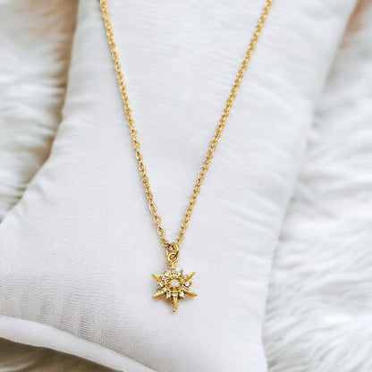 Collier étoile en opale Stellina