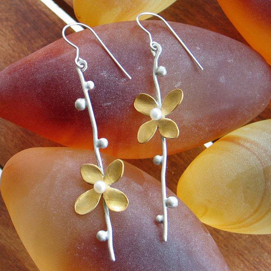 Boucles d'oreilles pendantes en forme de fleur 