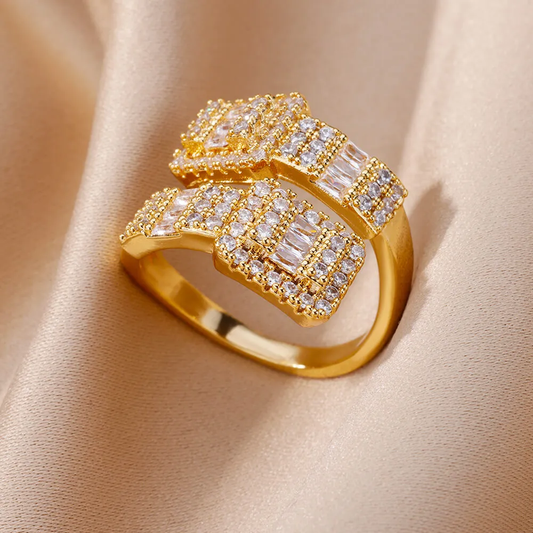 Anillo doble de circonitas con incrustaciones doradas