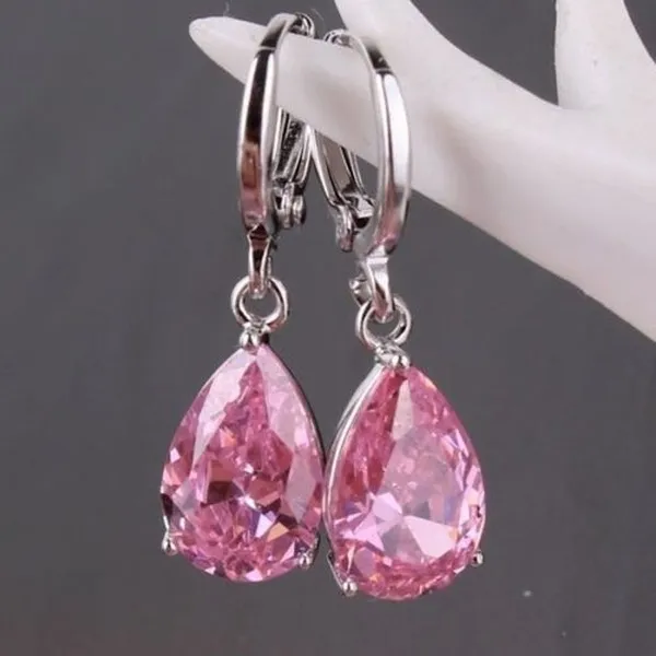 Elegantes pendientes de circonita rosa 