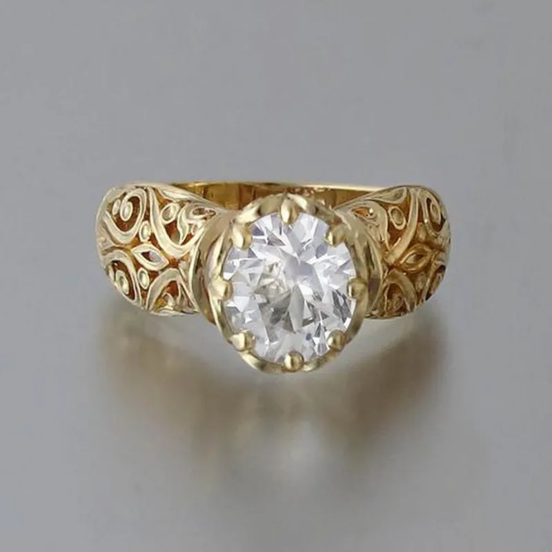 Elegante anillo de circonita blanca