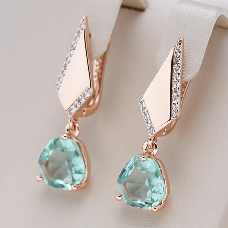 Boucles d'oreilles élégantes en cristal turquoise 