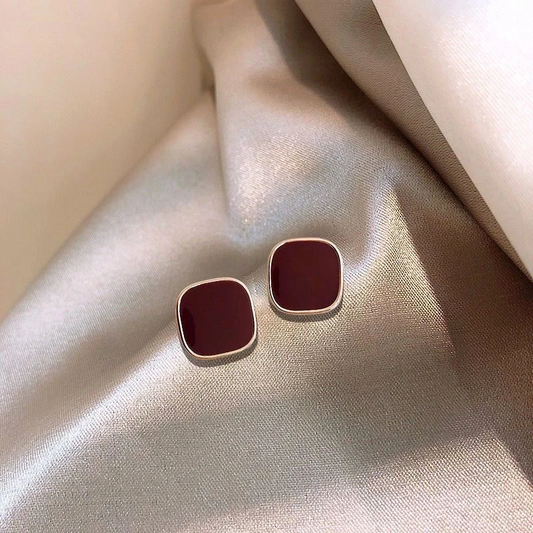 Boucles d'oreilles élégantes en forme de cube, or et rouge