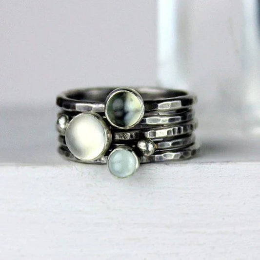 Bague vintage en argent et pierres de lune