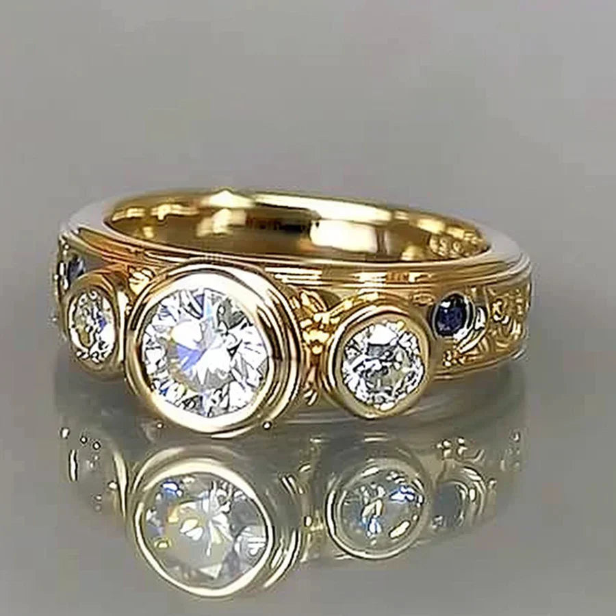 Anillo vintage de cristal con incrustaciones de oro blanco 