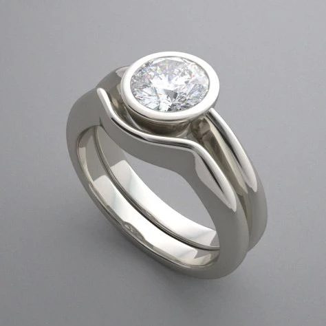 Anillo vintage de plata con incrustaciones de cristal 