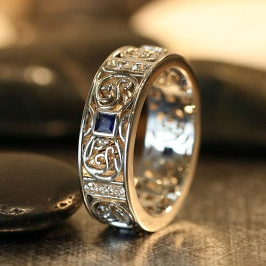 Anillo hueco vintage de oro