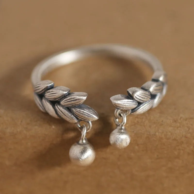 Vintage Silver Leaf Adjustable Ring