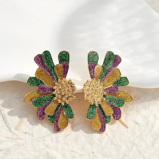 Pendientes vintage dorados con flores de cristal de colores