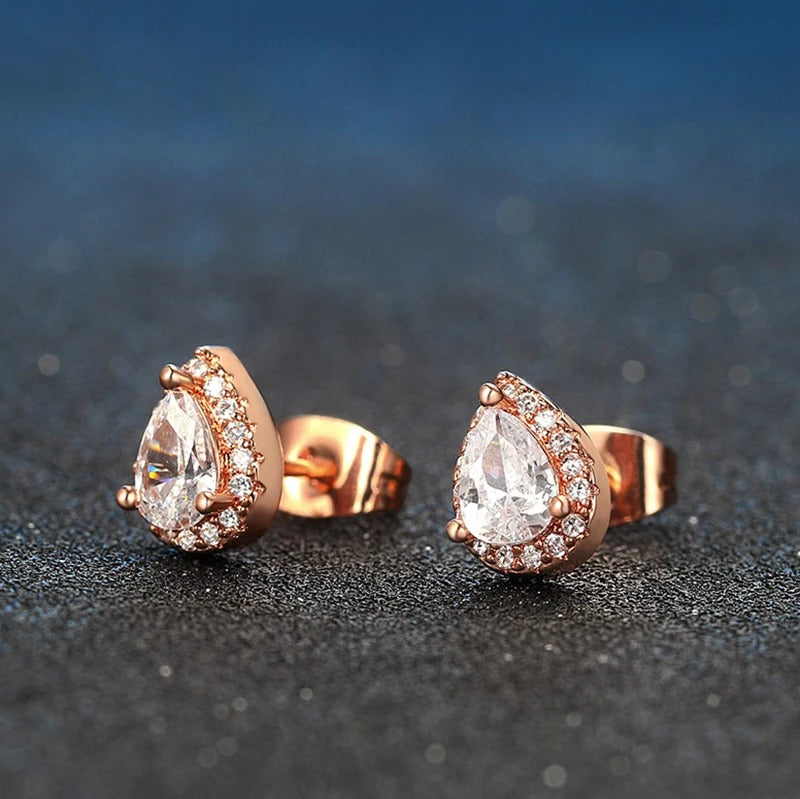 Pendientes colgantes de oro rosa con cristales talla pera y borde brillante