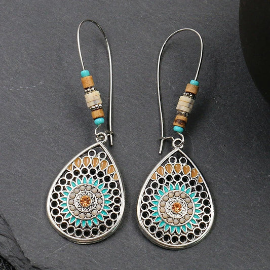 Pendientes colgantes vintage de plata con turquesa y cuentas