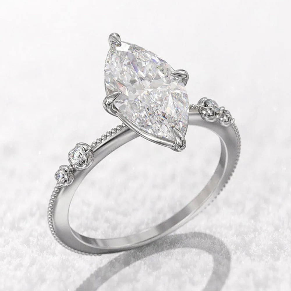Vintage Silver Brilliant Ring