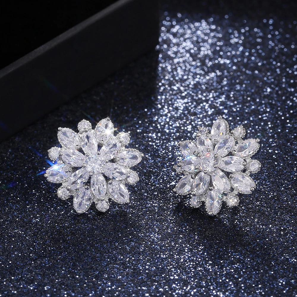 Pendientes vintage de plata con flores de cristal