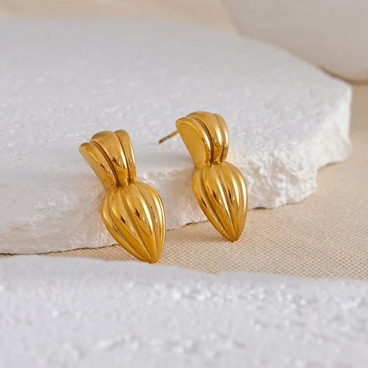 Vintage Sculpted Gold Stud Earrings