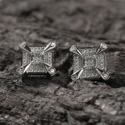 Pendientes cuadrados de garra de dragón de plata