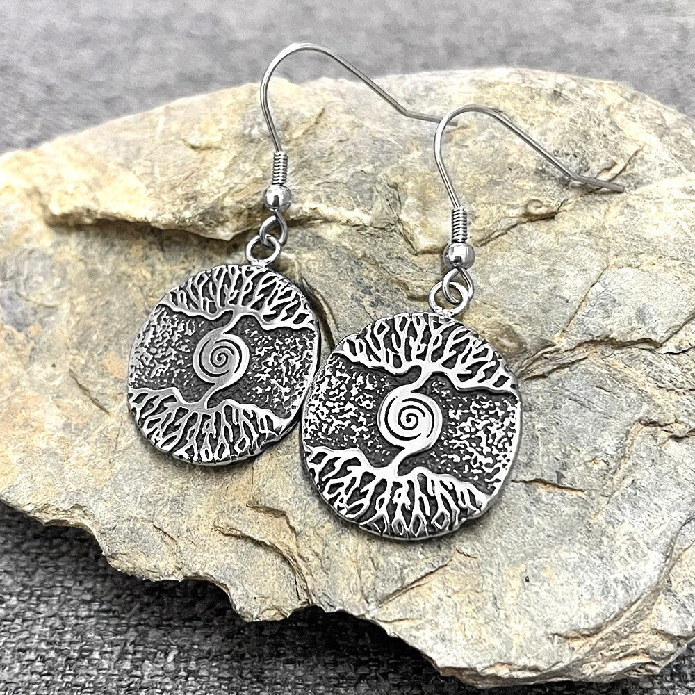 Pendientes vintage de plata con el árbol de la vida